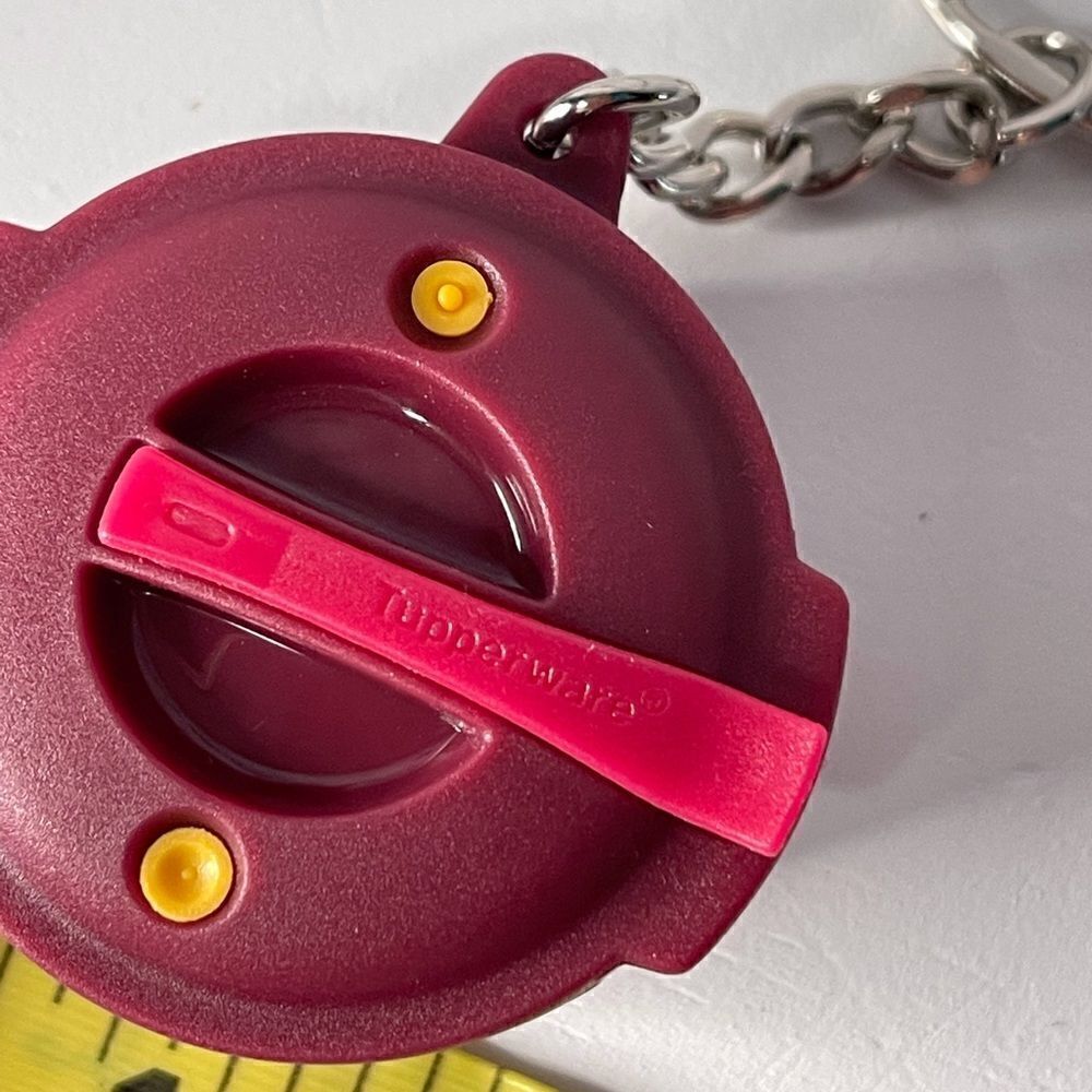 Tupperware Mini Microwave Pressure Cooker Keychain - Picture 5 of 5